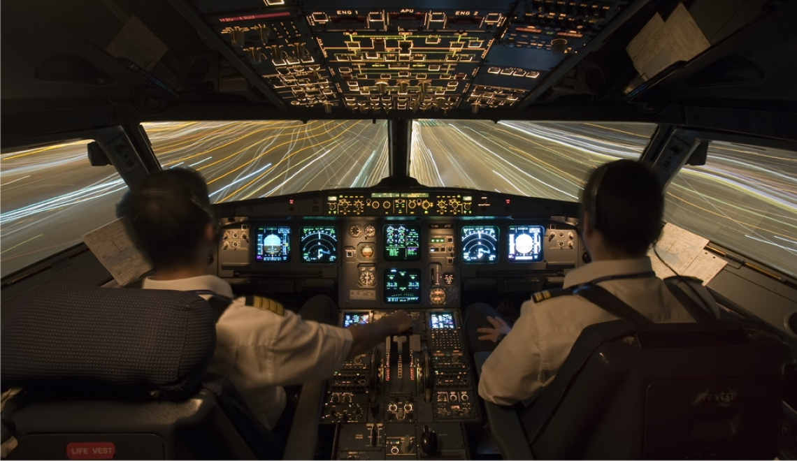 Turkish Airlines Airbus A321 cockpit Karakas - Photo by Ercan Karakas - from Wikimedia Commons - GFDL 1.2 Abbildung von Turkish Airlines Airbus A321 Cockpit Karakas