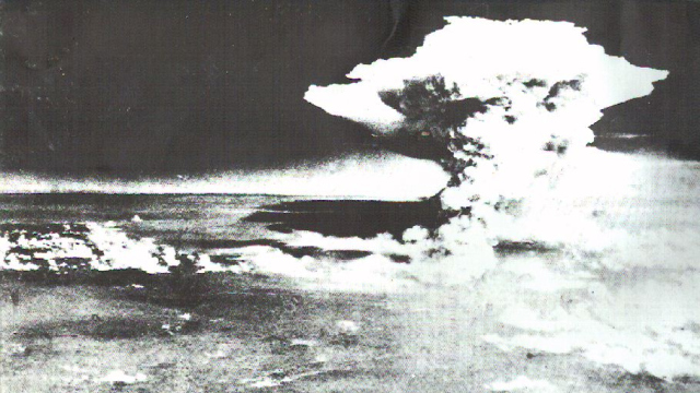 Abbildung von Atombomben-Pilz von Hiroshima 1945