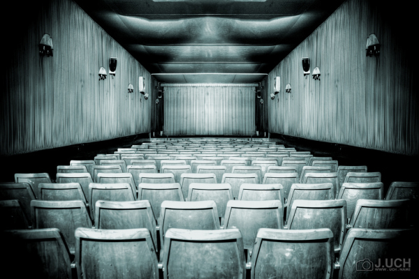 Abbildung von leerem Theatersaal