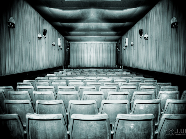 Abbildung von leerem Theatersaal