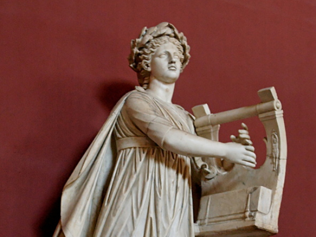Abbildung von Apollo Statue mit Lyra